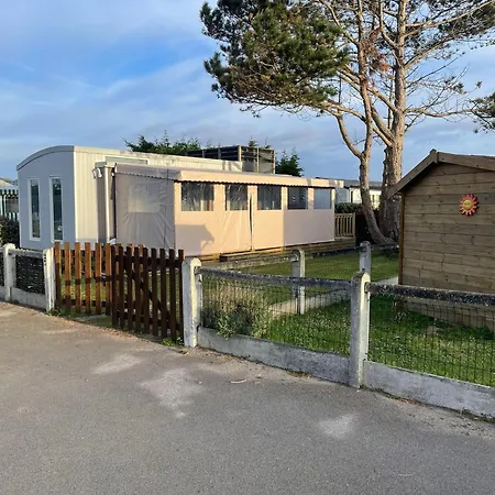 Camping De La Saint Cecile Parque de Campismo Camiers